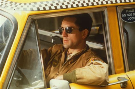 taxi driver 1976 summary.